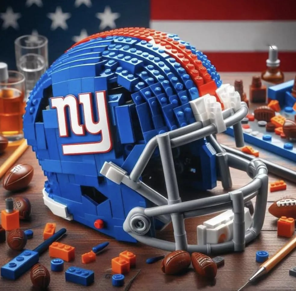 Building Block Football Helmet 🏈– 300+ Piece Collectible Construction Set