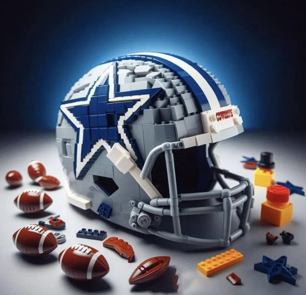 Building Block Football Helmet 🏈– 300+ Piece Collectible Construction Set