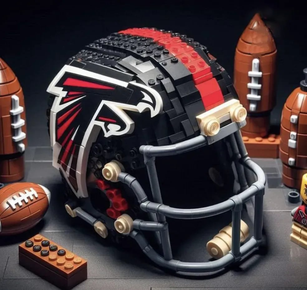 Building Block Football Helmet 🏈– 300+ Piece Collectible Construction Set