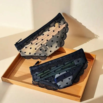 Unique Panties Shape Mesh Cosmetic Bag🩲