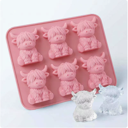 🐮 Mini Highland Cow Ice Cube Mold – Turn Every Drink Into a Cute Moment