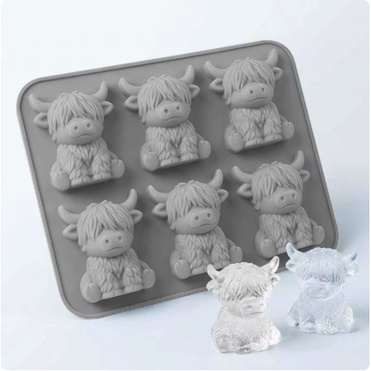 🐮 Mini Highland Cow Ice Cube Mold – Turn Every Drink Into a Cute Moment