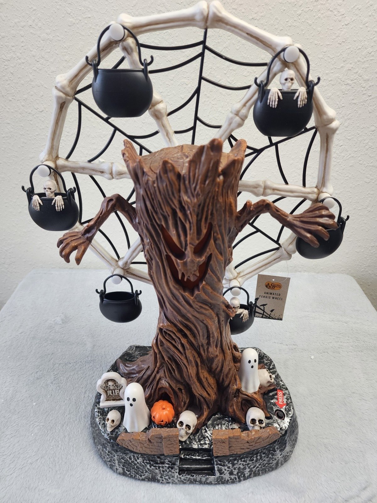 🎡 Animated Haunted Tree Ferris Wheel – Light & Sound Halloween Tabletop Decor
