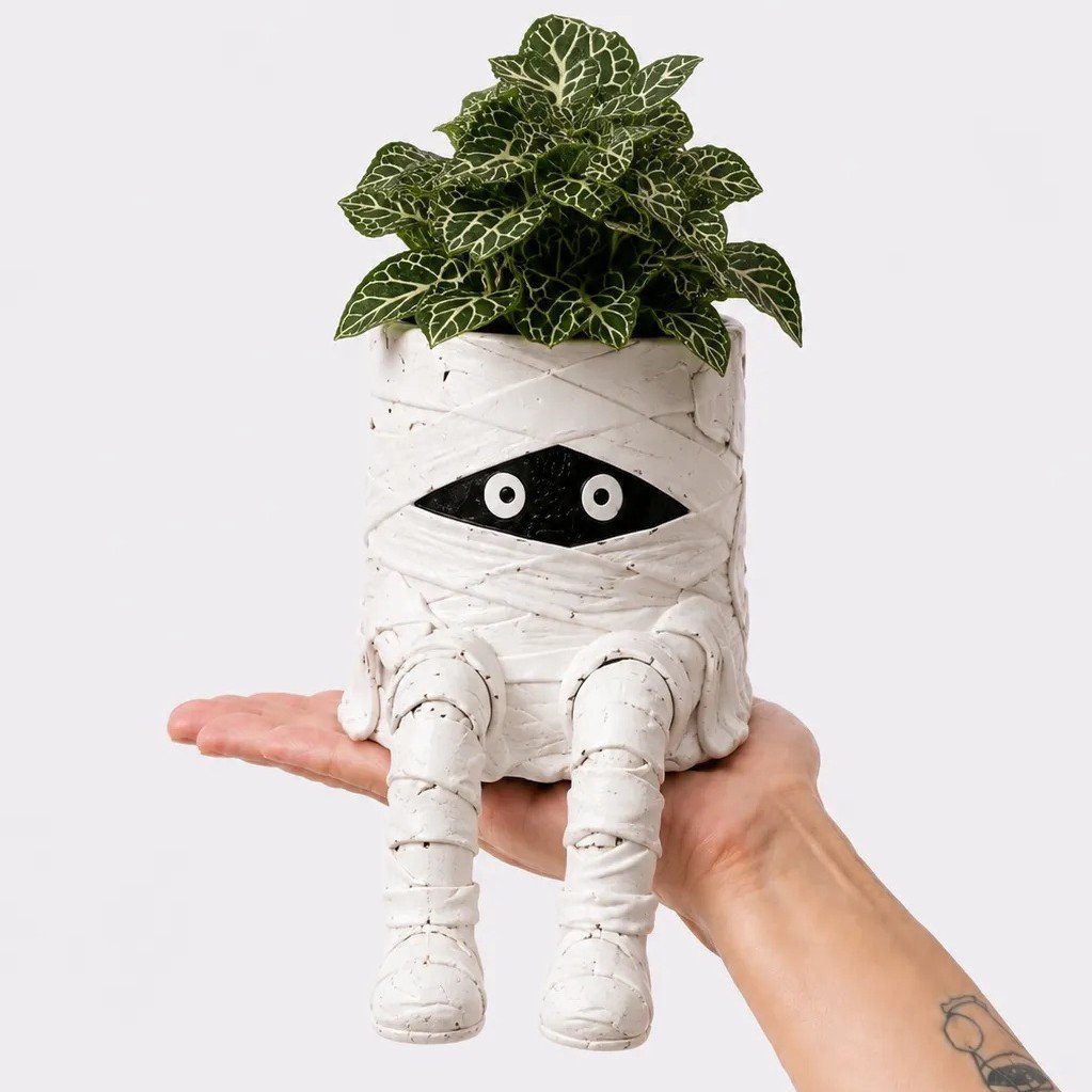 💀🎃Halloween Whimsical Hanging Leg Planter Hand-Painted Resin Succulent Pot💐(📦Buy 2 Free Shipping)