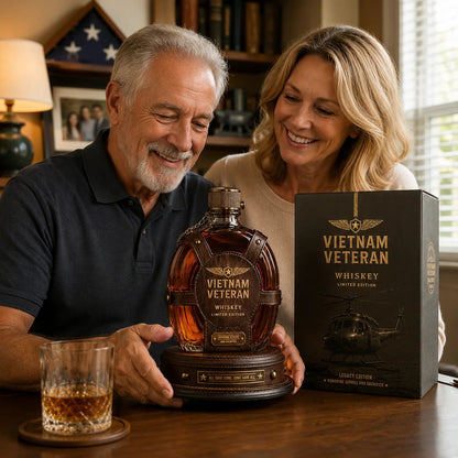 🎖️ 50% OFF Veteran Tribute Whiskey Decanter with Vintage Details – Preserve Their Proud Legacy