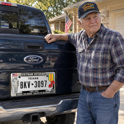 🇺🇸 Vietnam Veteran Commemorative Metal License Plate Frame – Honor the Brave, Military Tribute Gift 🎖️
